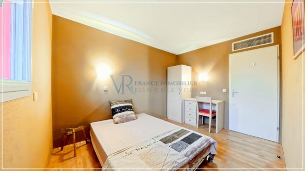 Divonne-les-Bains (01220) APPARTEMENT 3 PIÈCES (T3) DUPLEX 70 M² - LOUÉ MEUBLÉ