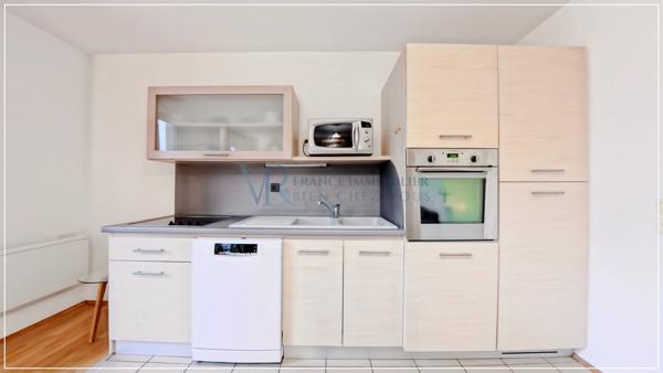 Divonne-les-Bains (01220) APPARTEMENT 3 PIÈCES (T3) DUPLEX 70 M² - LOUÉ MEUBLÉ