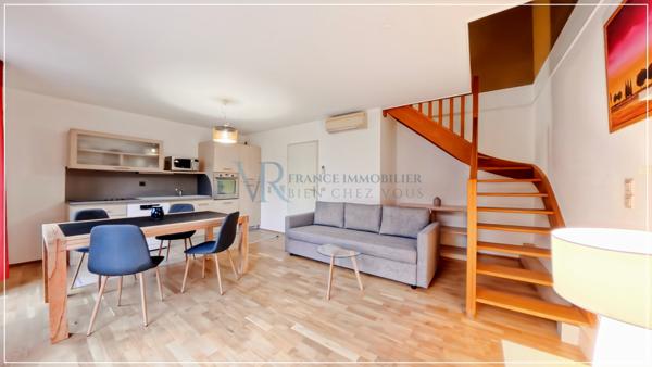 Divonne-les-Bains (01220) APPARTEMENT 3 PIÈCES (T3) DUPLEX 70 M² - LOUÉ MEUBLÉ