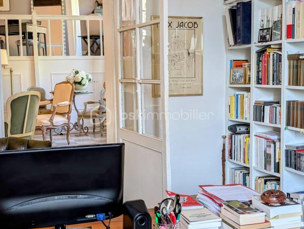 Maison de 296,70 m²