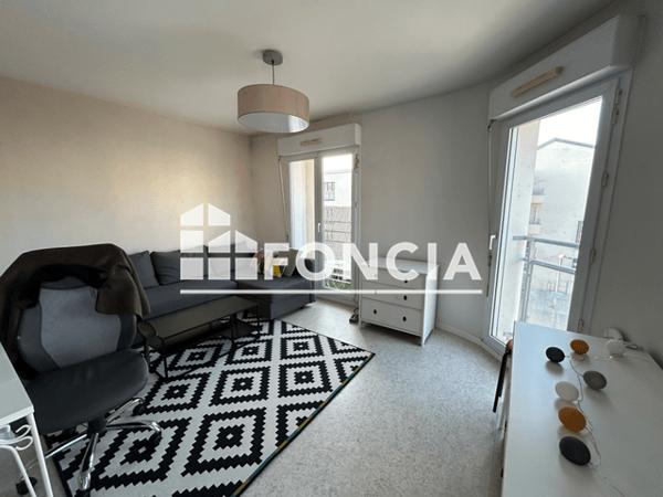 Location Studio meublé 30.17 m² - 5 BIS BVD DU RECTEUR SEN Nancy 54000