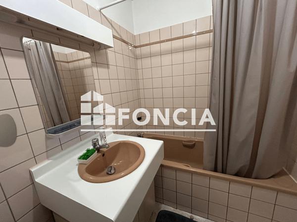 Location Studio meublé 30.17 m² - 5 BIS BVD DU RECTEUR SEN Nancy 54000