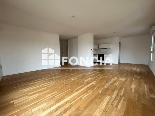 Location Appartement 4 pièces 90.82 m² - 3 RUE JEAN MOULIN Lens 62300