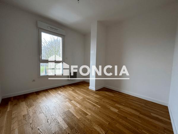 Location Appartement 4 pièces 90.82 m² - 3 RUE JEAN MOULIN Lens 62300