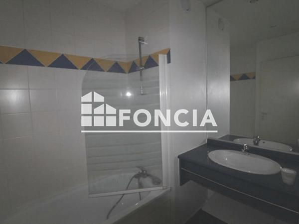 Location Appartement meublé 2 pièces 40.5 m² - LE BOTICCELLI Fontaine 38600