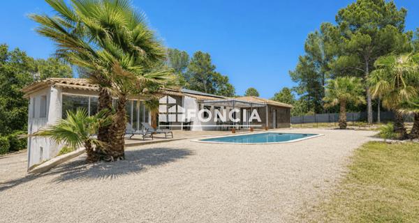 À vendre Maison 5 pièces 300 m² - Trans-en-provence 83720
