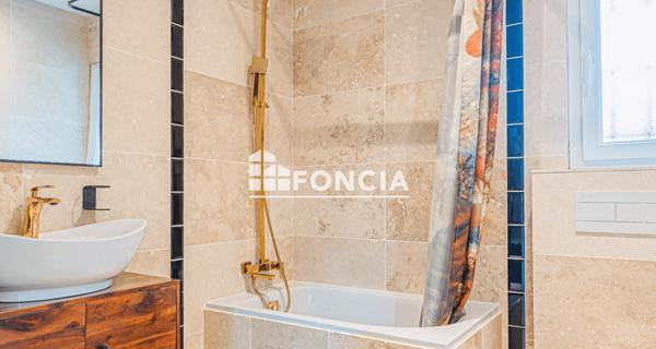 À vendre Maison 5 pièces 300 m² - Trans-en-provence 83720