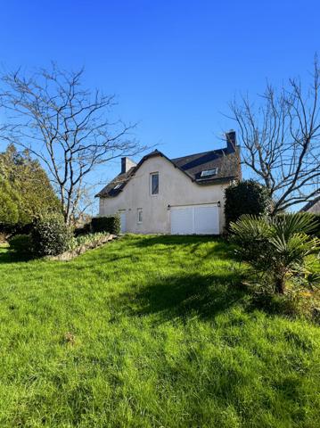 Ploeren, bus et commerces à pieds, Vannes à quelques minutes