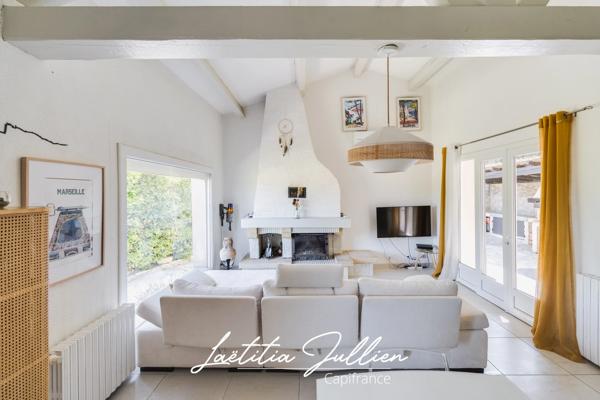 La Penne-sur-Huveaune – Maison T5 de plain-pied 155 m² – Piscine – Vue dégagée – Sans vis-à-vis