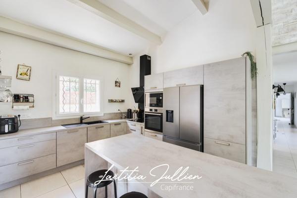 La Penne-sur-Huveaune – Maison T5 de plain-pied 155 m² – Piscine – Vue dégagée – Sans vis-à-vis