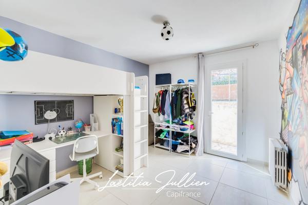 La Penne-sur-Huveaune – Maison T5 de plain-pied 155 m² – Piscine – Vue dégagée – Sans vis-à-vis