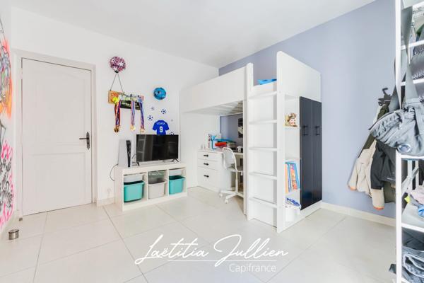 La Penne-sur-Huveaune – Maison T5 de plain-pied 155 m² – Piscine – Vue dégagée – Sans vis-à-vis