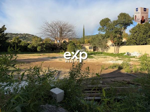 Terrain à bâtir viabilisé – Ollioules – Libre constructeur