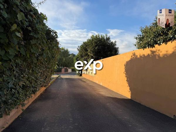 Terrain à bâtir viabilisé – Ollioules – Libre constructeur