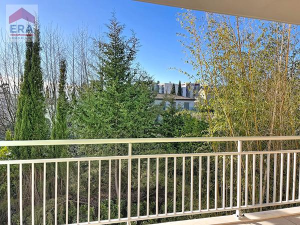 EXCLUSIVITE Appartement residence de 2024  3 chambres terrasse garage double en sous sol