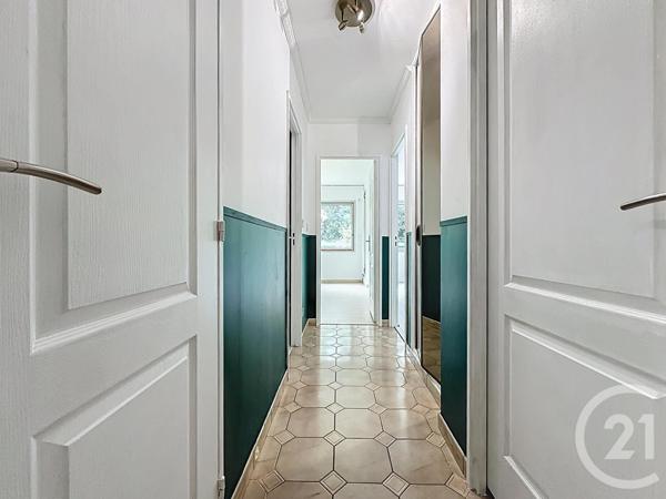 Appartement F4 à vendre  4 pièces - 86,65 m2 ST CYR L ECOLE - 78