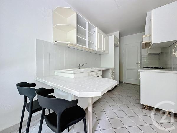Appartement F4 à vendre  4 pièces - 86,65 m2 ST CYR L ECOLE - 78
