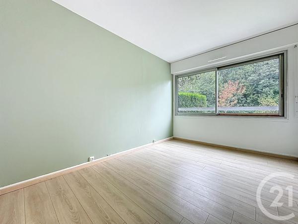 Appartement F4 à vendre  4 pièces - 86,65 m2 ST CYR L ECOLE - 78
