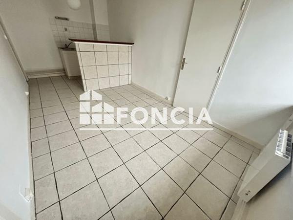 Location Studio 35.75 m² - 83 AVENUE LA DIVISION LECLERC Chatenay Malabry 92290