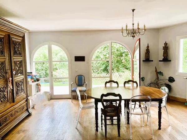 Ensemble immobilier- Saint Jean De Luz 15 pièce(s) 350 m2