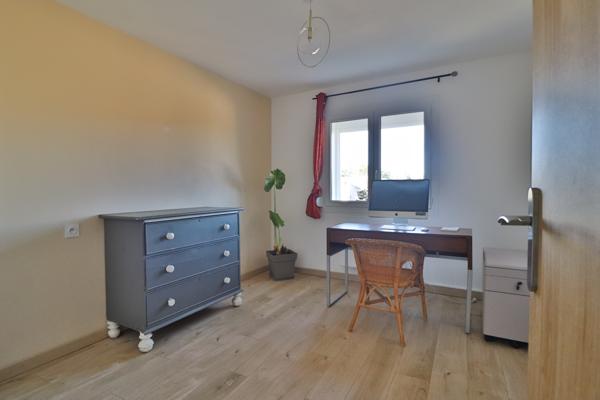 maison de caractère 160m2 avec garage et jardin