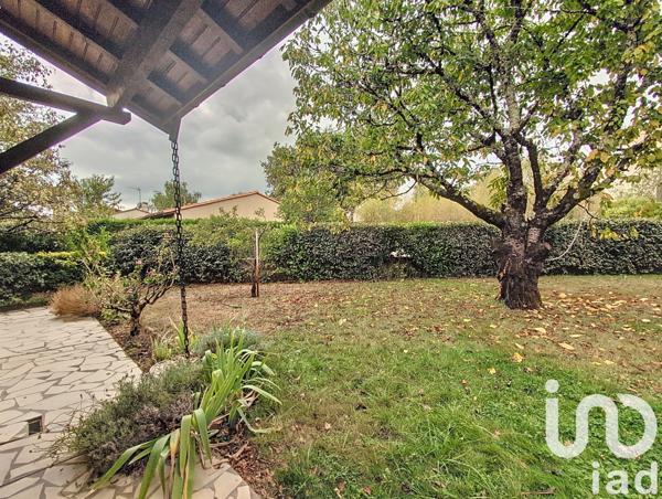 House for sale 4 rooms 90 m² Mérignac