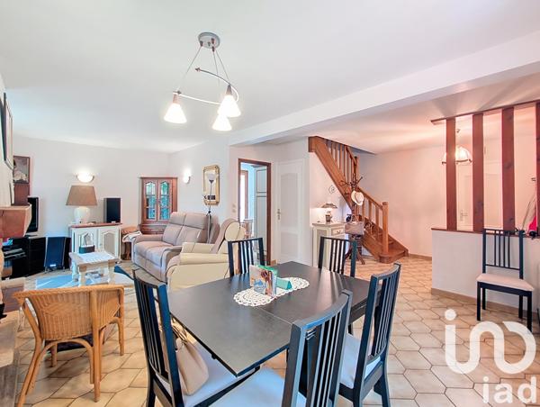 House for sale 4 rooms 90 m² Mérignac