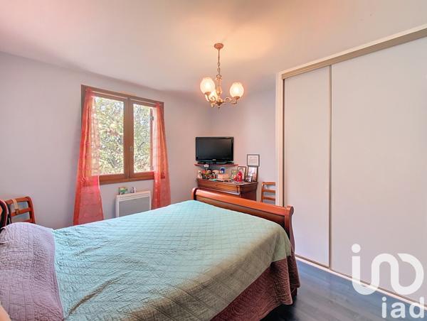 House for sale 4 rooms 90 m² Mérignac