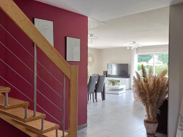 Maison contemporaine 4 chambres+bureau avec piscine à Les Garennes sur Loire