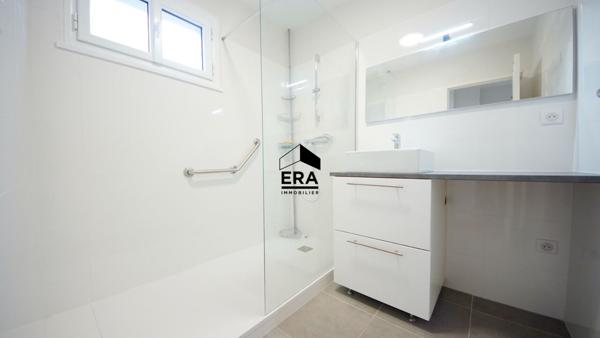 appartement F2 refait à neuf avec balcon