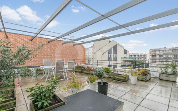 Appartement à vendre    3 pièces • 80 m2 Livry-Gargan