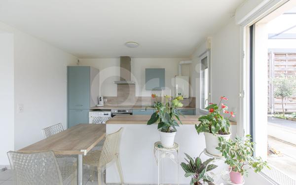 Appartement à vendre    3 pièces • 80 m2 Livry-Gargan