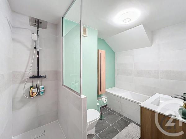 Appartement F4 à vendre  4 pièces - 76,15 m2 MOISSY CRAMAYEL - 77