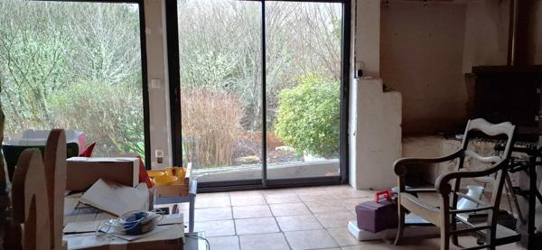 A vendre LIMEYRAT (24), maison de 172 m2 sur un terrain de 2300 m2.