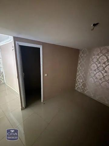 Immeuble à louer 68m² Lille (59000)