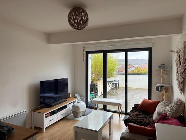 Appartement 2 pièces 45m2 proche centre ville avec terrasse