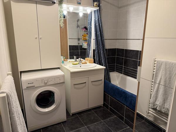 Appartement 2 pièces 45m2 proche centre ville avec terrasse