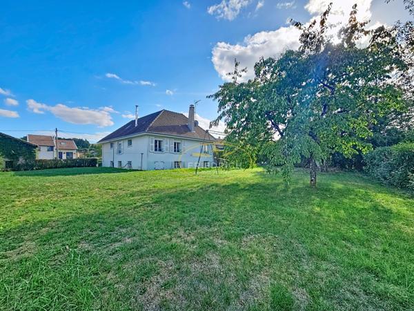 AGRÉABLE PAVILLON INDÉPENDANT - A RAFRAICHIR Demange-aux-eaux
