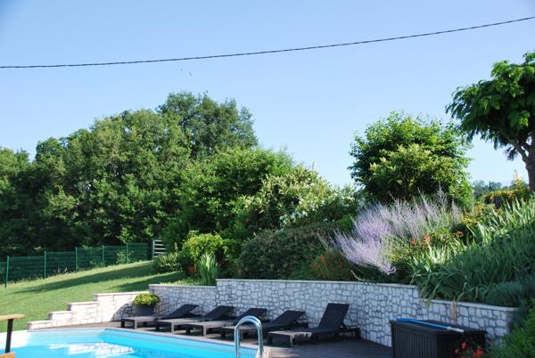 Cancon (47290) Maison de campagne avec vue magnifique