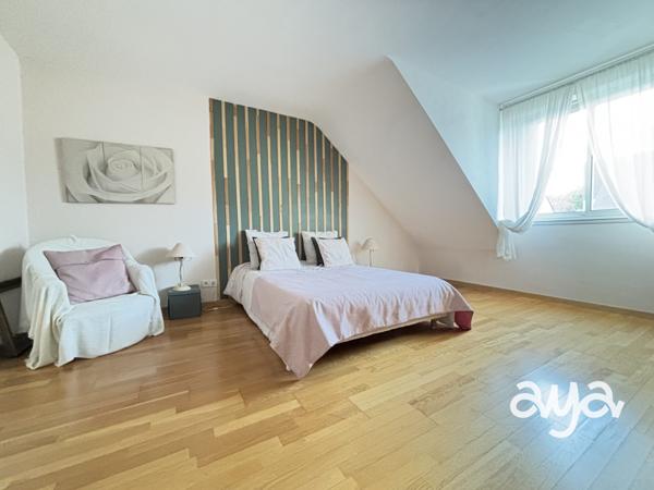 Maison familiale lumineuse dans un cadre verdoyant