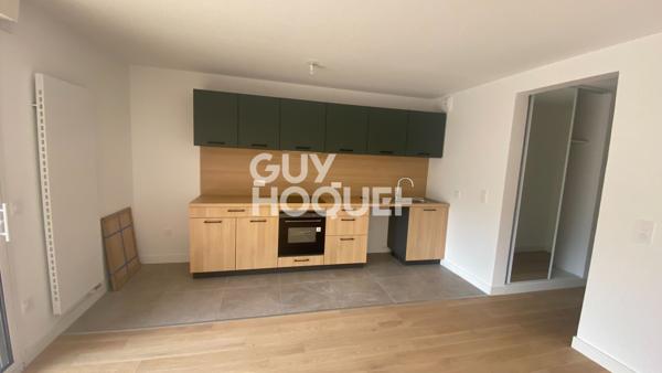 LOCATION T4 - 2 LOGGIAS - 2 PARKING - CHAUFFAGE EAU CHAUDE EAU FROIDE INCLUS DANS LES CHARGES
