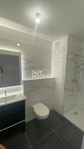 LOCATION T4 - 2 LOGGIAS - 2 PARKING - CHAUFFAGE EAU CHAUDE EAU FROIDE INCLUS DANS LES CHARGES