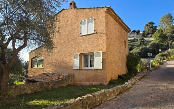 Maison à vendre    5 pièces •  Drap