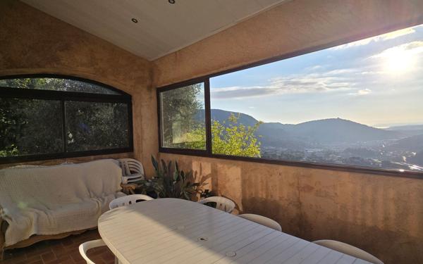 Maison à vendre    5 pièces •  Drap