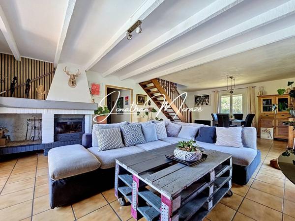 Maison à vendre 8 pièces de 125 m²