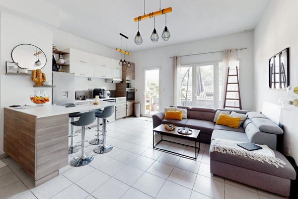 Septèmes-les-Vallons (13240) APPARTEMENT TYPE 3 + TERRASSE + STATIONNEMENT PRIVATIF