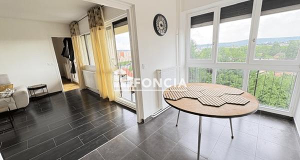 Location Appartement meublé 4 pièces 78.05 m² - Les Mureaux 78130