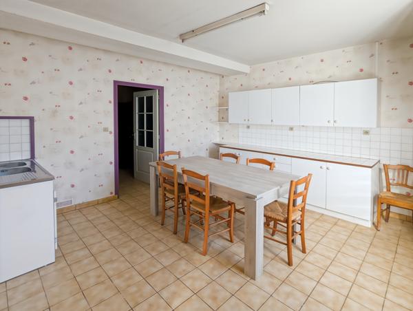 Astillé (53230) MAISON 4 CHAMBRES ASTILLE 53230