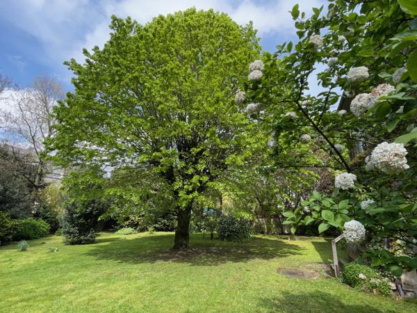 Maison 5 pièces - 270 m² Bien prestige