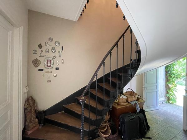 Maison 5 pièces - 270 m² Bien prestige